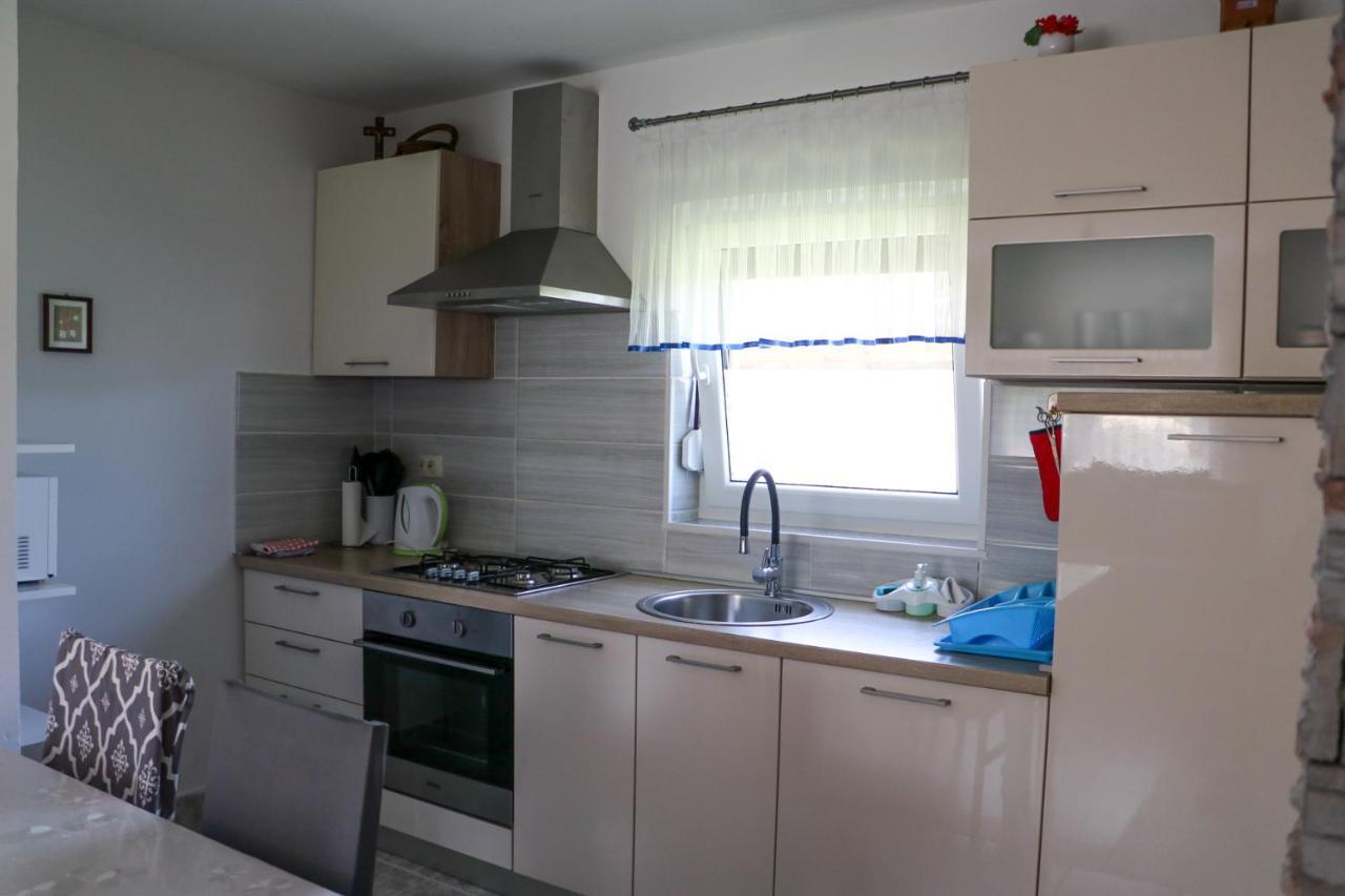 Apartment Filomena Смолянац Екстериор снимка