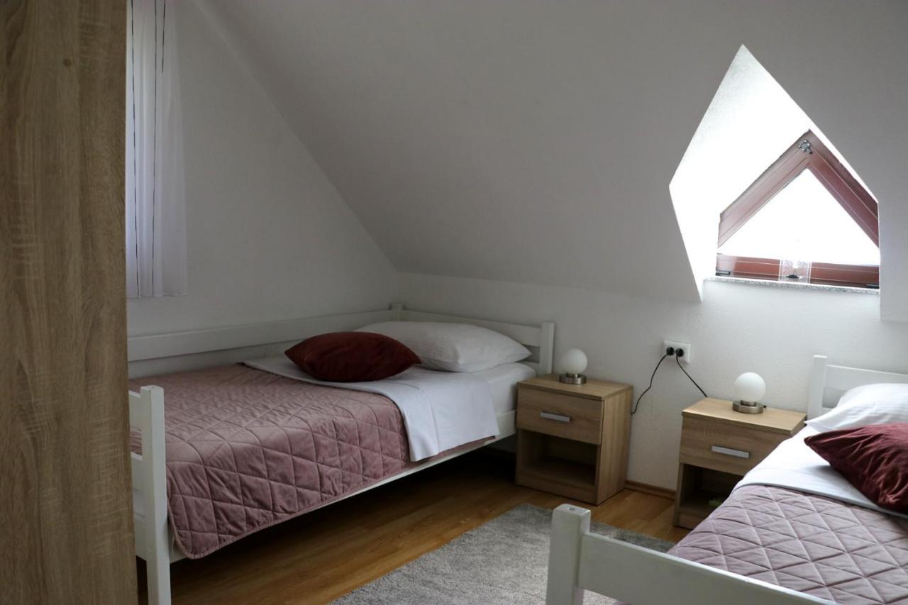 Apartment Filomena Смолянац Екстериор снимка
