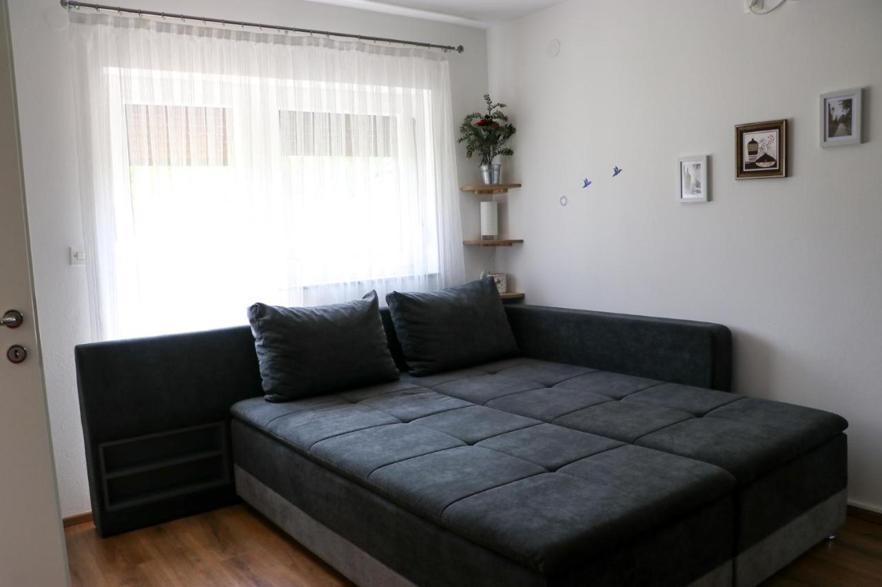 Apartment Filomena Смолянац Екстериор снимка