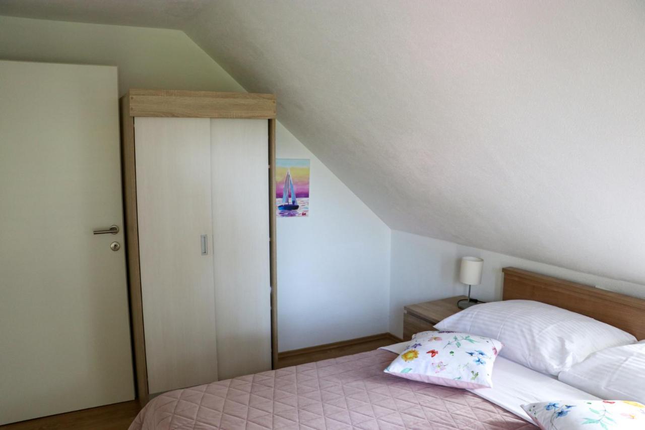Apartment Filomena Смолянац Екстериор снимка