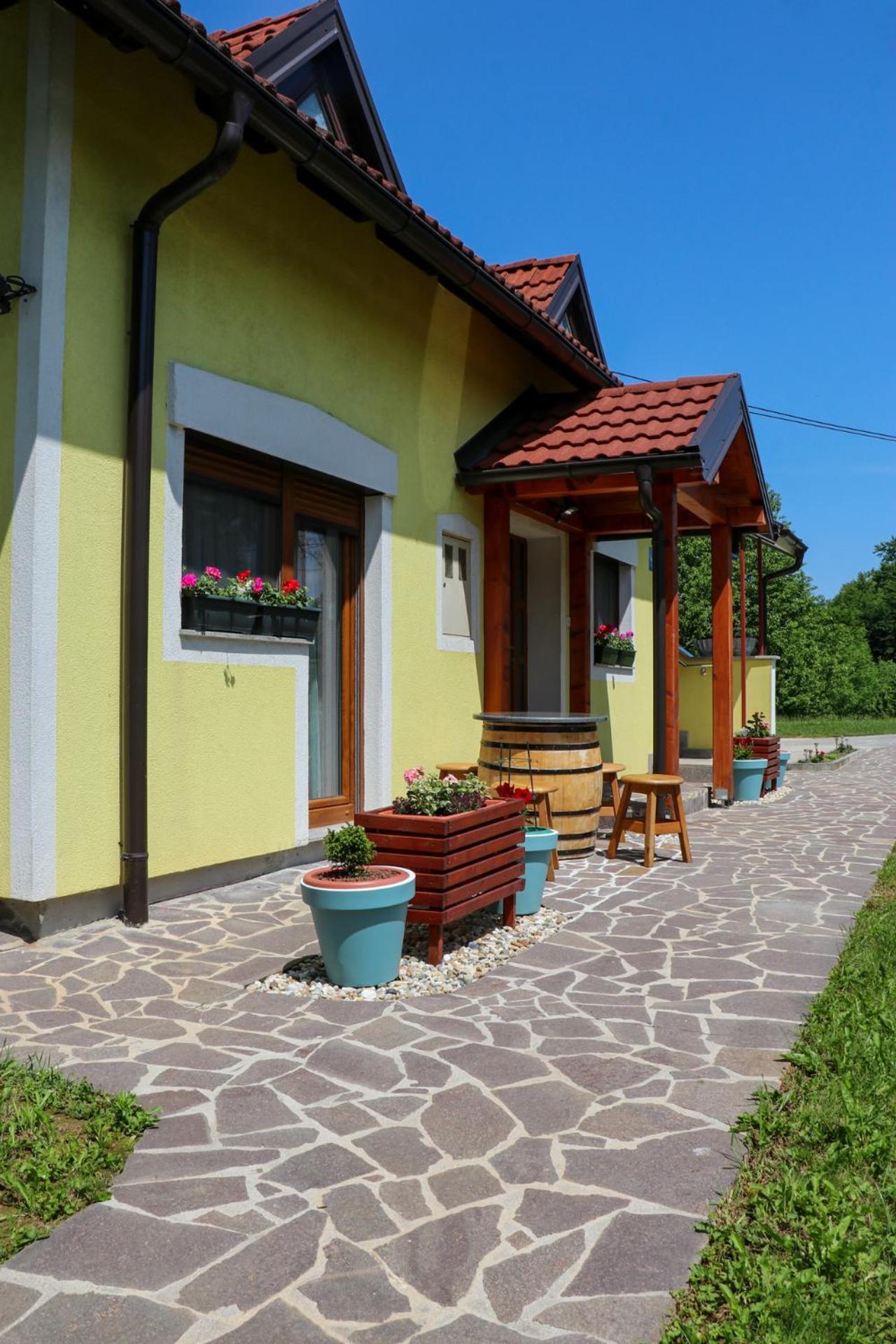 Apartment Filomena Смолянац Екстериор снимка
